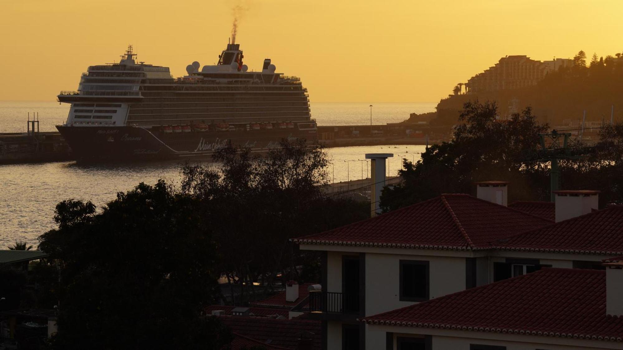 Travellers Pearl By Storytellers Apartment Funchal  Exterior photo